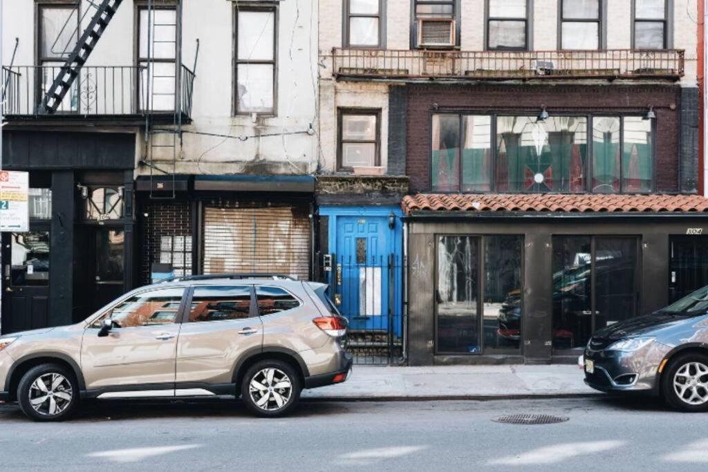 East Village Townhouse New York Exterior photo