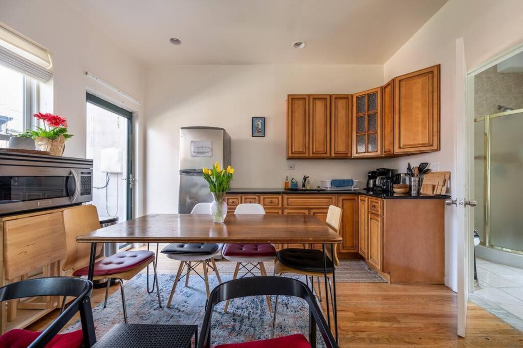 East Village Townhouse New York Exterior photo