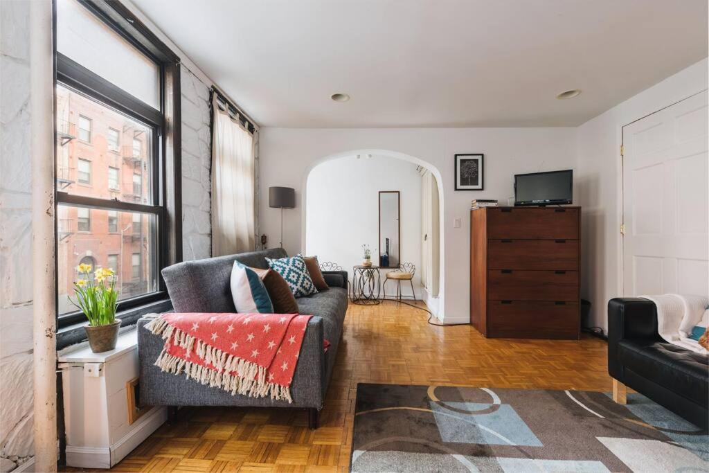 East Village Townhouse New York Exterior photo